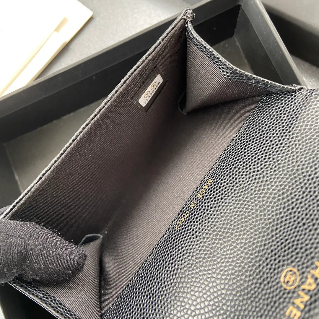 260💰Xiaoxiang imported Italian leather Item number: A80603 Size: w11×h8.5×d3cm Color: black fine ball pattern gold hardware