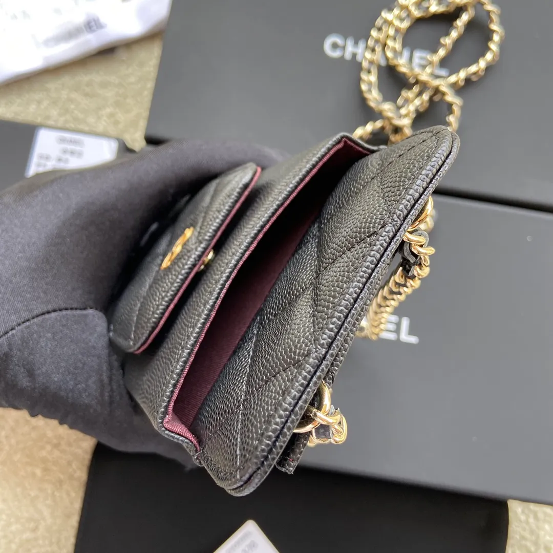 Xiaoxiang imported Italian grained cowhide Item number: AP1980 Price: 540 Color: black ball pattern gold steel mark Size: w18.5×h9×d3cm