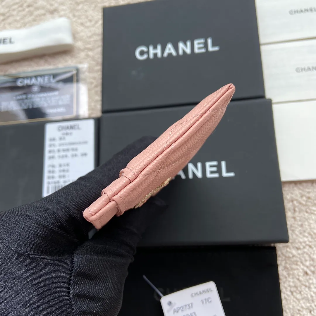 280💰Xiaoxiang imported Italian grained calfskin Item number: AP5474 Size: w11×7.5cm Color: pink fine ball pattern light gold Usage: card holder