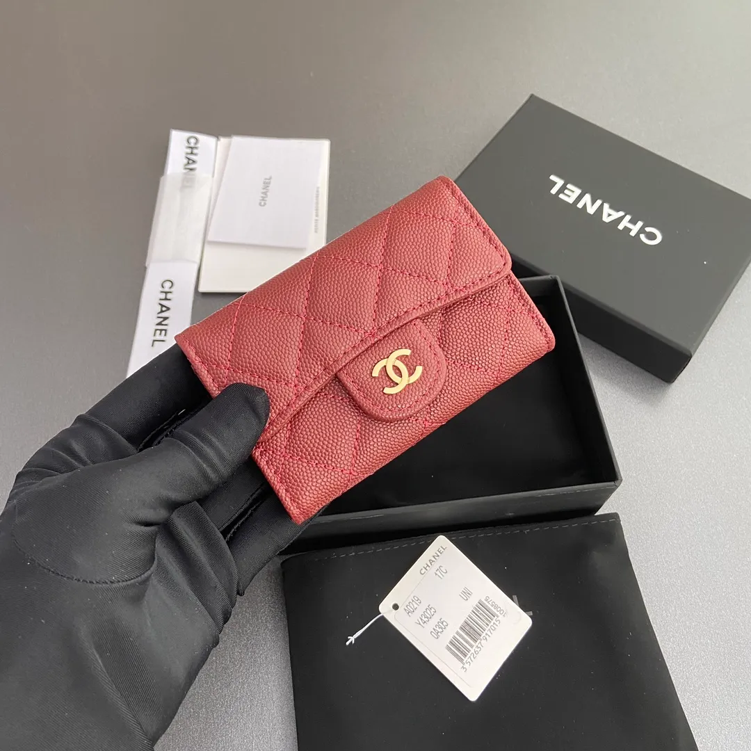 Xiaoxiang imported Italian leather Item number: AP438 (inner compartment with zipper) 💰: 280 Size: w11×h7cm Color: burgundy fine ball pattern golden steel mark