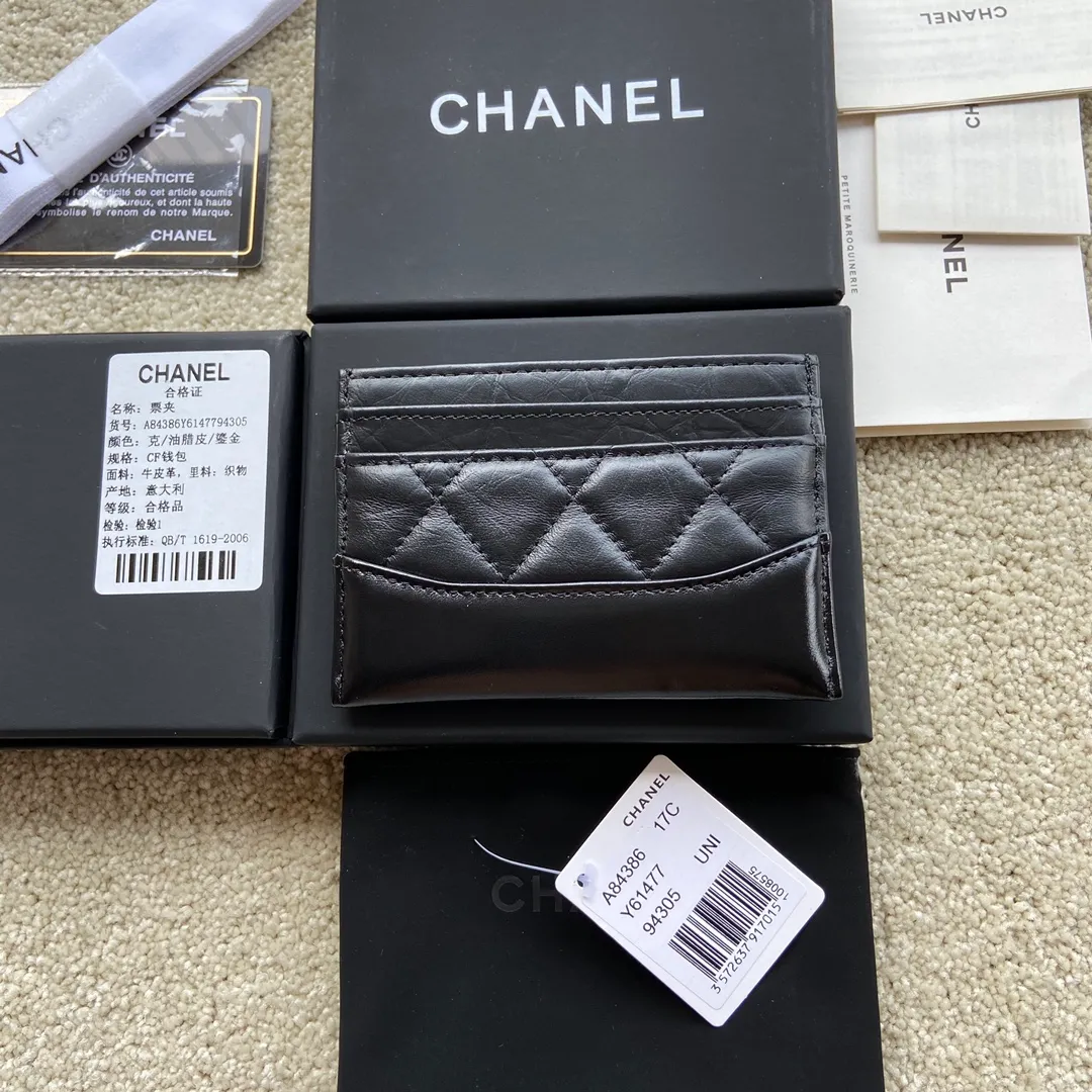220💰Xiaoxiang imported Italian leather Item number: 84386 Size: w11×h7.5cm Color: black gold hardware