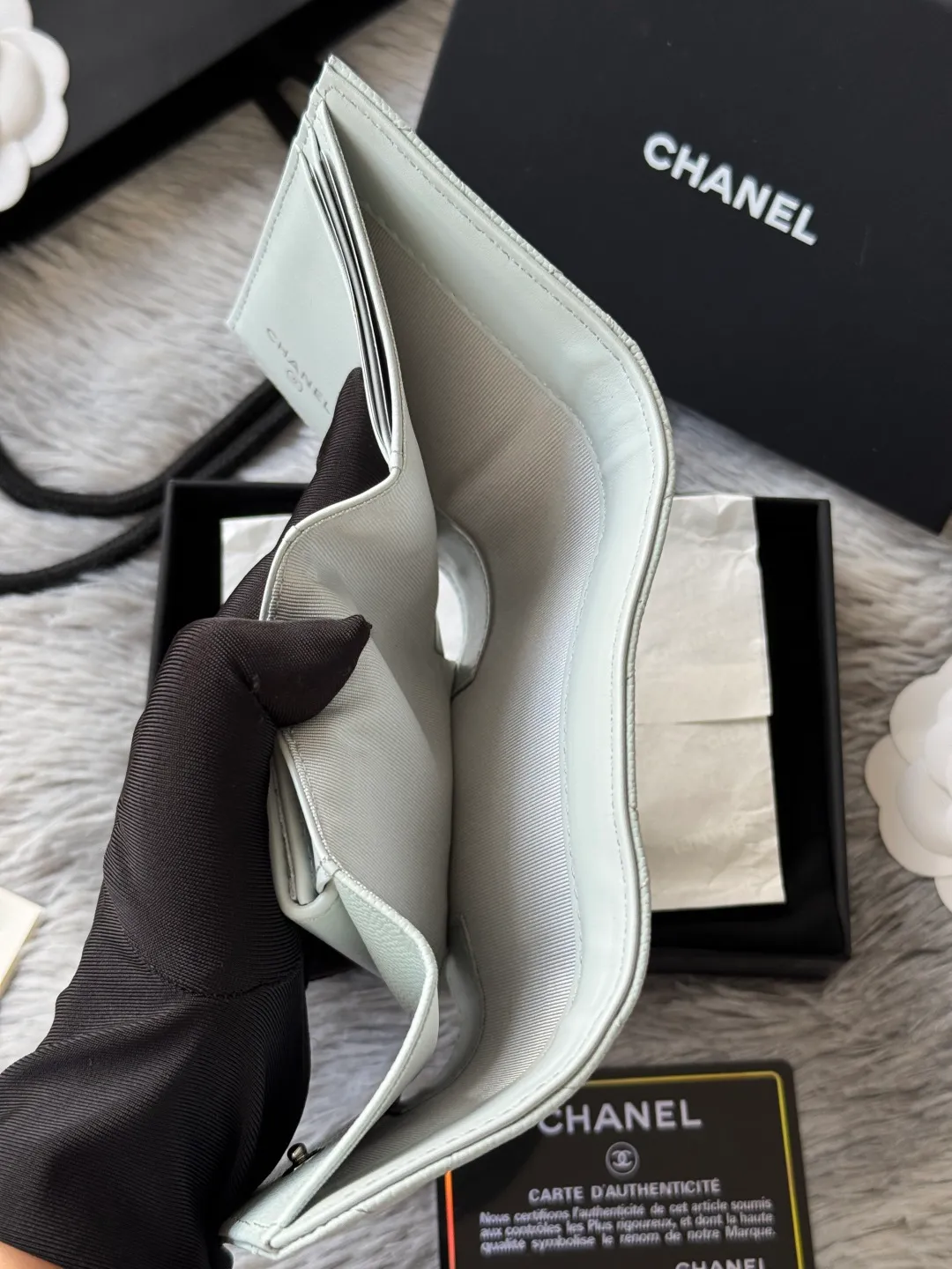 💰480💰 4050 autumn five-pointed star new tri-fold wallet chanel caviar cowhide made with rhombus pattern original quality. Exclusive real shot There is a coin bag inside that can hold hundred-yuan bills, coins and credit cards Number: 4810 Size: 10.5x11.5x3cm.