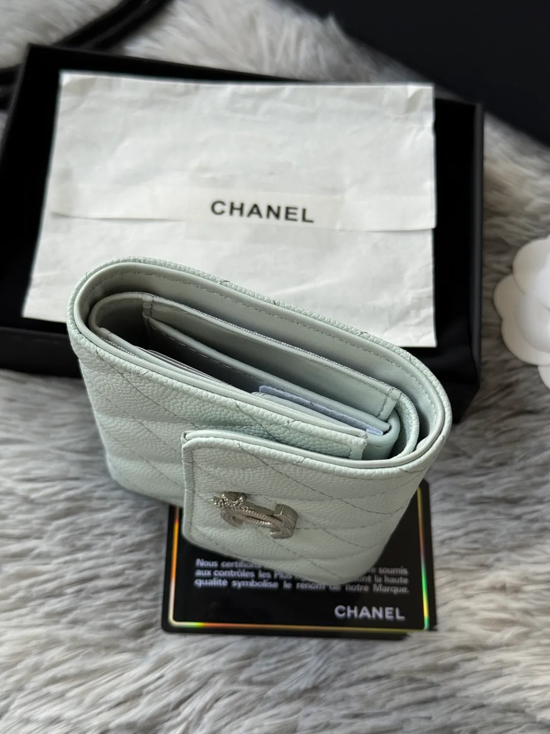 💰480💰 4050 autumn five-pointed star new tri-fold wallet chanel caviar cowhide made with rhombus pattern original quality. Exclusive real shot There is a coin bag inside that can hold hundred-yuan bills, coins and credit cards Number: 4810 Size: 10.5x11.5x3cm.