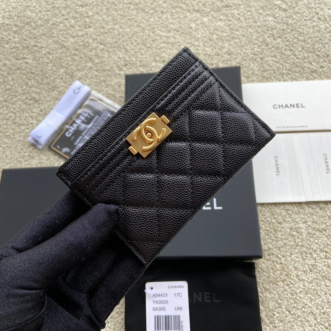 220💰Xiaoxiang imported Italian fine grain calfskin Item number: A84431 Size: w11×h7.5 Color: black fine ball pattern gold steel mark