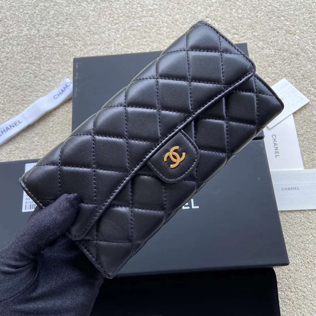 460💰Xiaoxiang imported Italian lambskin Item number: A80758 Size: w19×h10.5×3cm Color: black lambskin gold steel mark