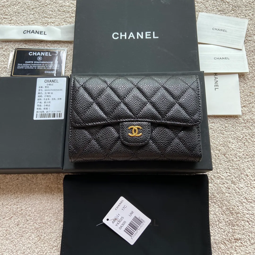 Xiaoxiang imported Italian grained calfskin Item number: A84341 Price: 480
