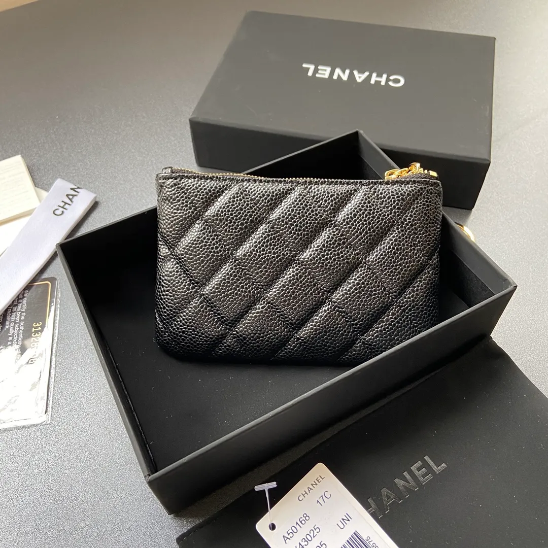 250💰Xiaoxiang imported Italian grain cowhide Item number: A50168 Size: w14×h9.5cm Color: black ball pattern gold buckle