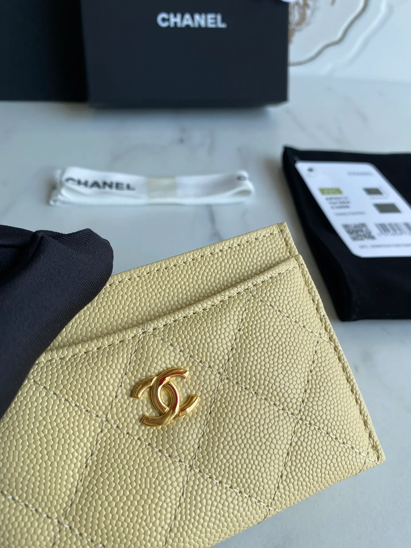 190💰【Original quality】【With serial code】CHANEL, classic card holder! Original quality, caviar small ball pattern series, classic series, exquisite details, full set of packaging, style number (AP426) 31510... size 11*7.5*1