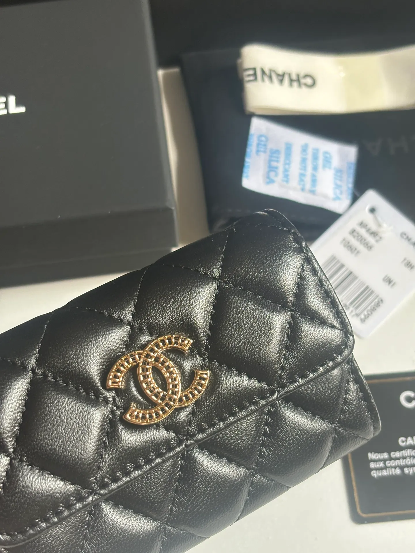 New product CH@NEL lambskin hijab card holder 💦 with new luogo, zipper compartment inside, original quality, exquisite details, model number AP8984, size 11*8.5*3cm 320💰