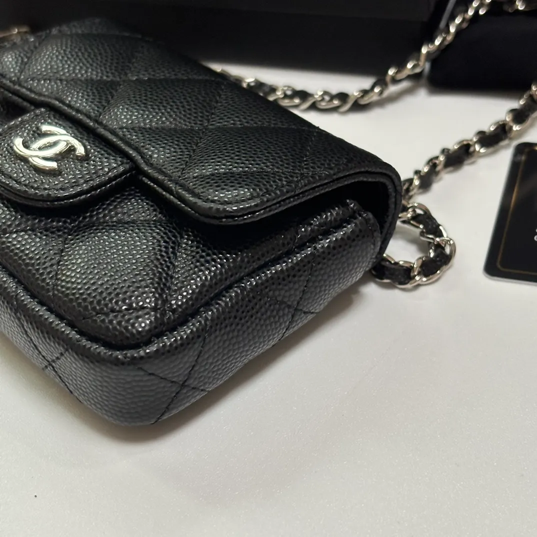 460💰 ❤️❤️❤️Ohanel's new waist bag has arrived. Original quality and beautiful details...AP4802Y size 10x8x3.5cm