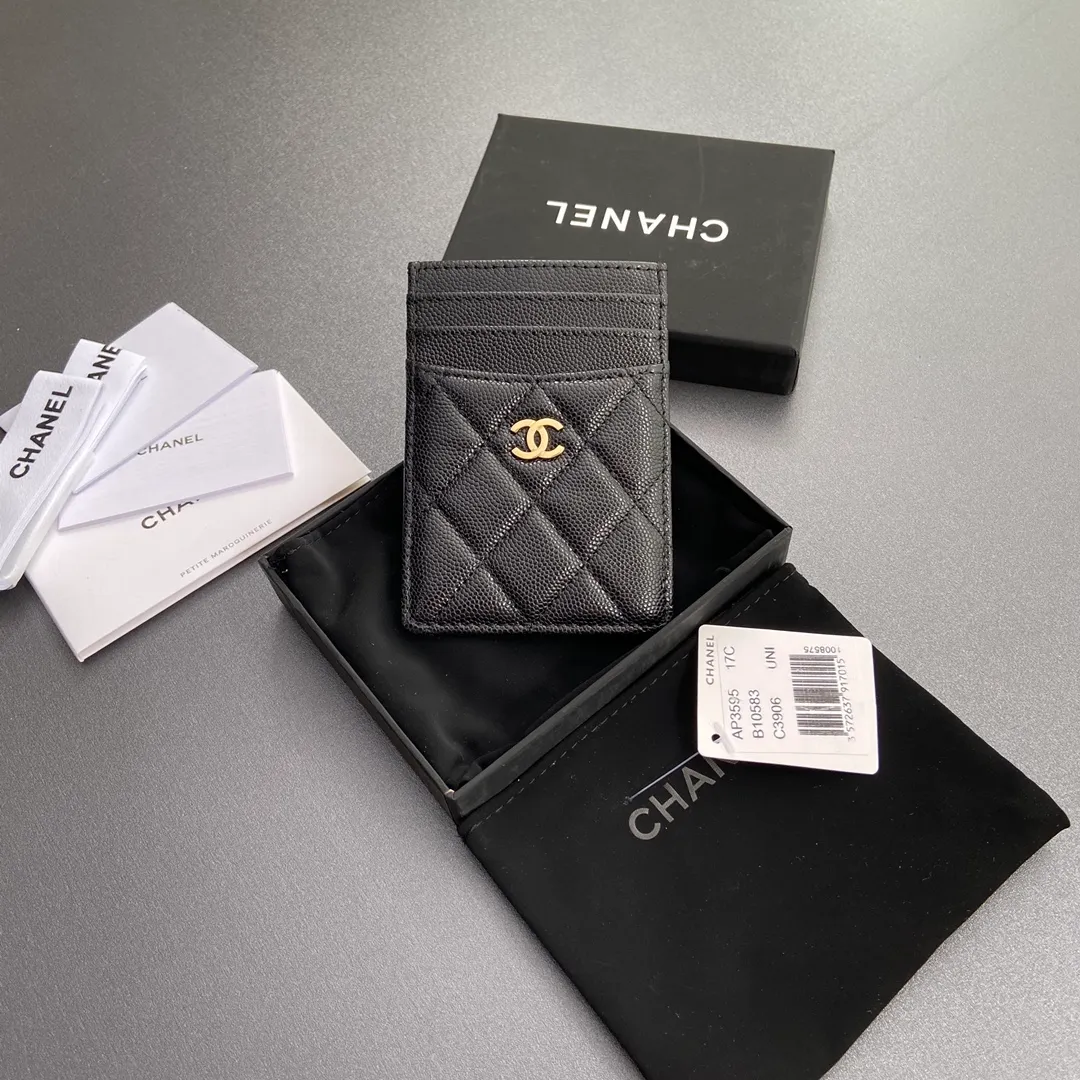 [Special grade hardware original leather] ¥260 Xiaoxiang card holder series Quilted card holder with iconic metal logo Gold-toned metal hardware, exclusive Italian imported leather 5 card slots No.: 3595 Size: w8×11.5cm