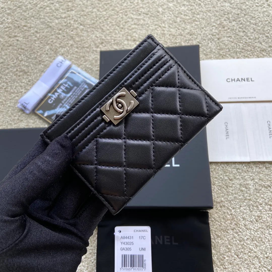 220💰Xiaoxiang imported Italian lambskin Item number: A84431 Size: w11×h7.5 Color: black lambskin silver steel mark