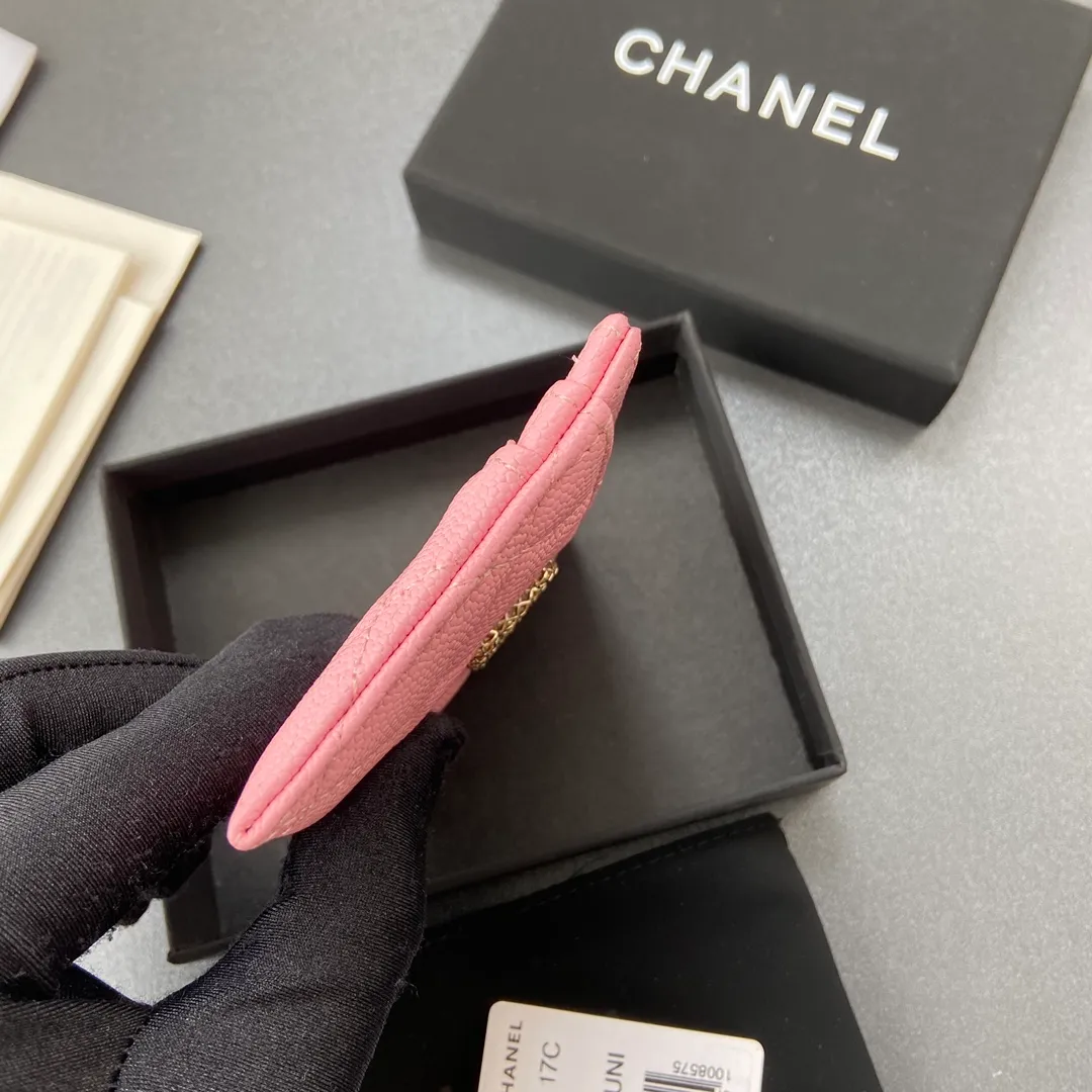260💰Xiaoxiang imported Italian grained calfskin Item number: AP6376 Size: w11×7.5cm Color: pink fine ball pattern light gold Usage: card holder