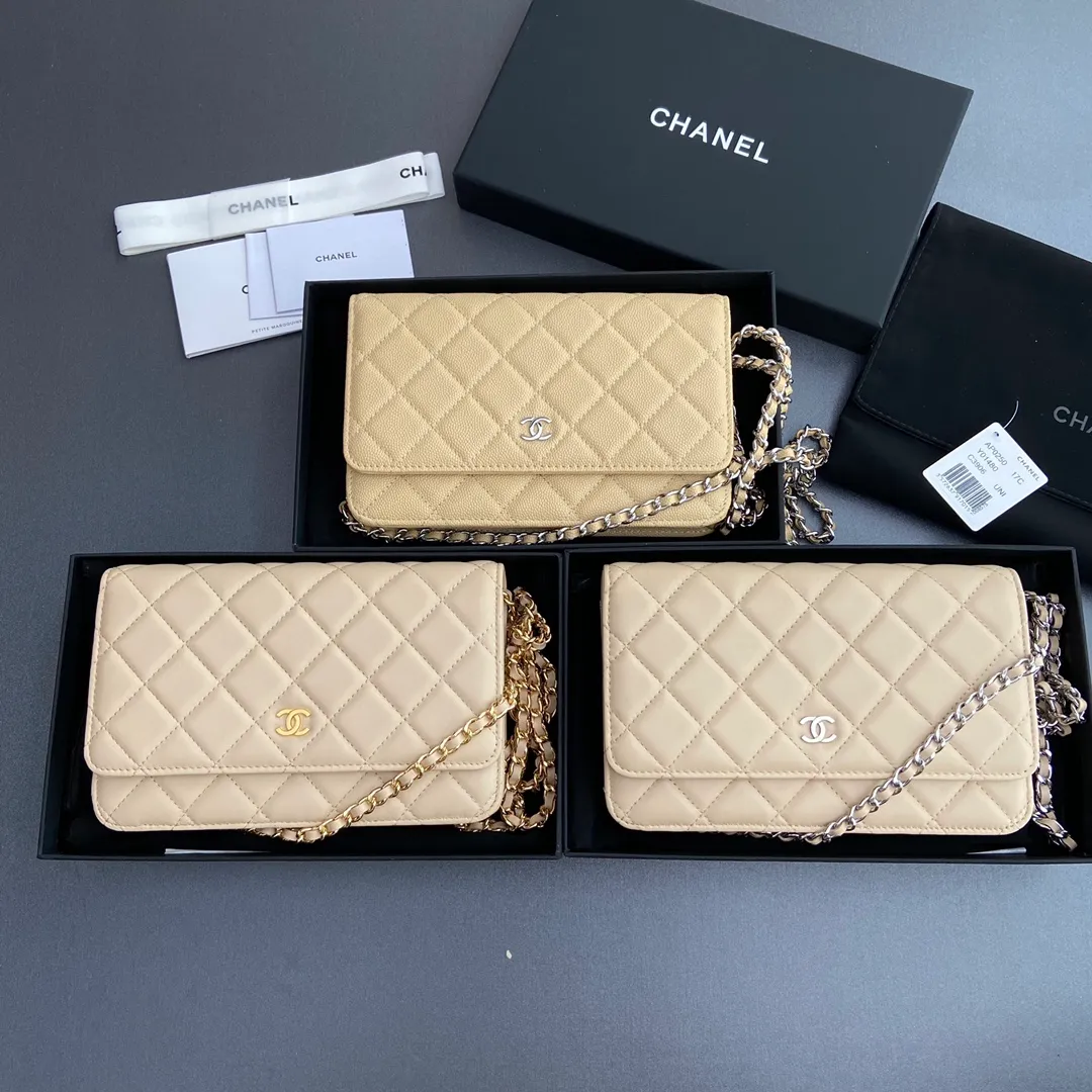 Xiaoxiang imported Italian grained calfskin Item number: A0250 💰: 640