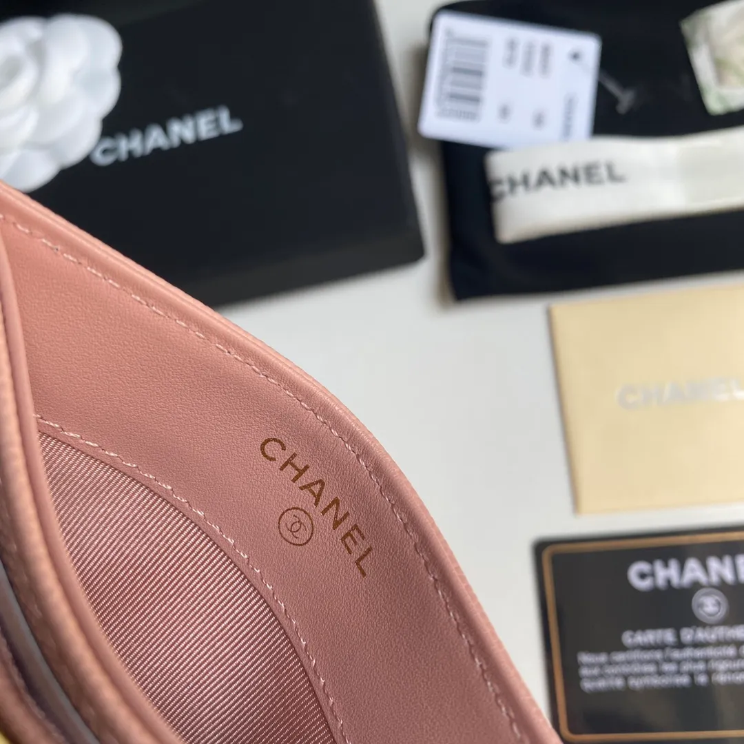220💰 [Original order quality] [Delivery packaging] CHANEL, original order quality, leboy card holder 💦 style number A84431 top leather hardware, beautiful details, complete package! Size 11*7.5*1.