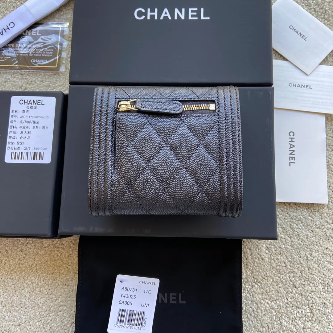 480💰Xiaoxiang imported Italian leather Item number: A80734 Size: W11.5×h10.5×d3cm Color: black fine ball pattern gold hardware