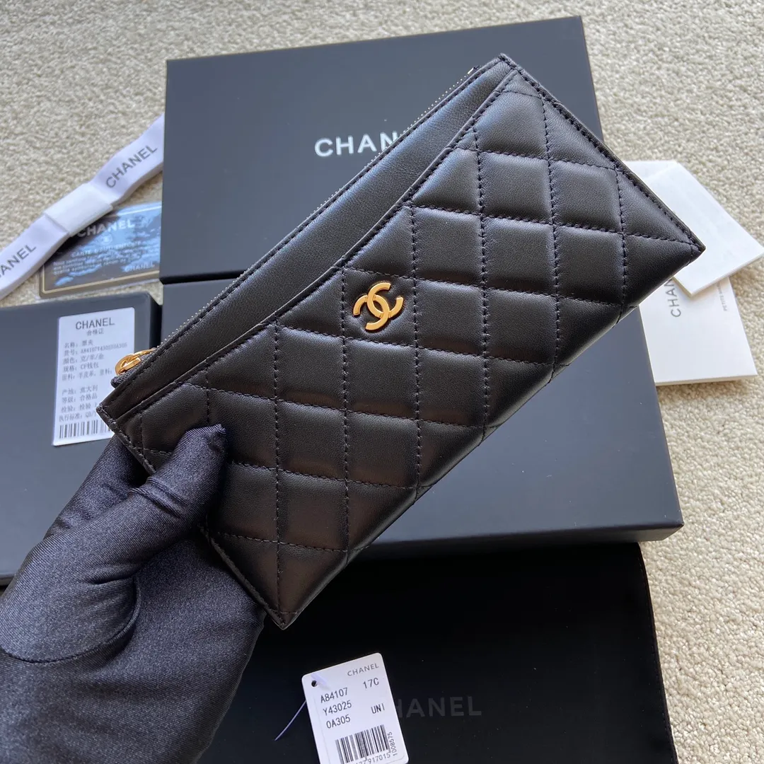 380💰Xiaoxiang imported Italian sheepskin Item number: A84107 Size: w19.5×h10×d2 Color: black sheepskin gold steel mark