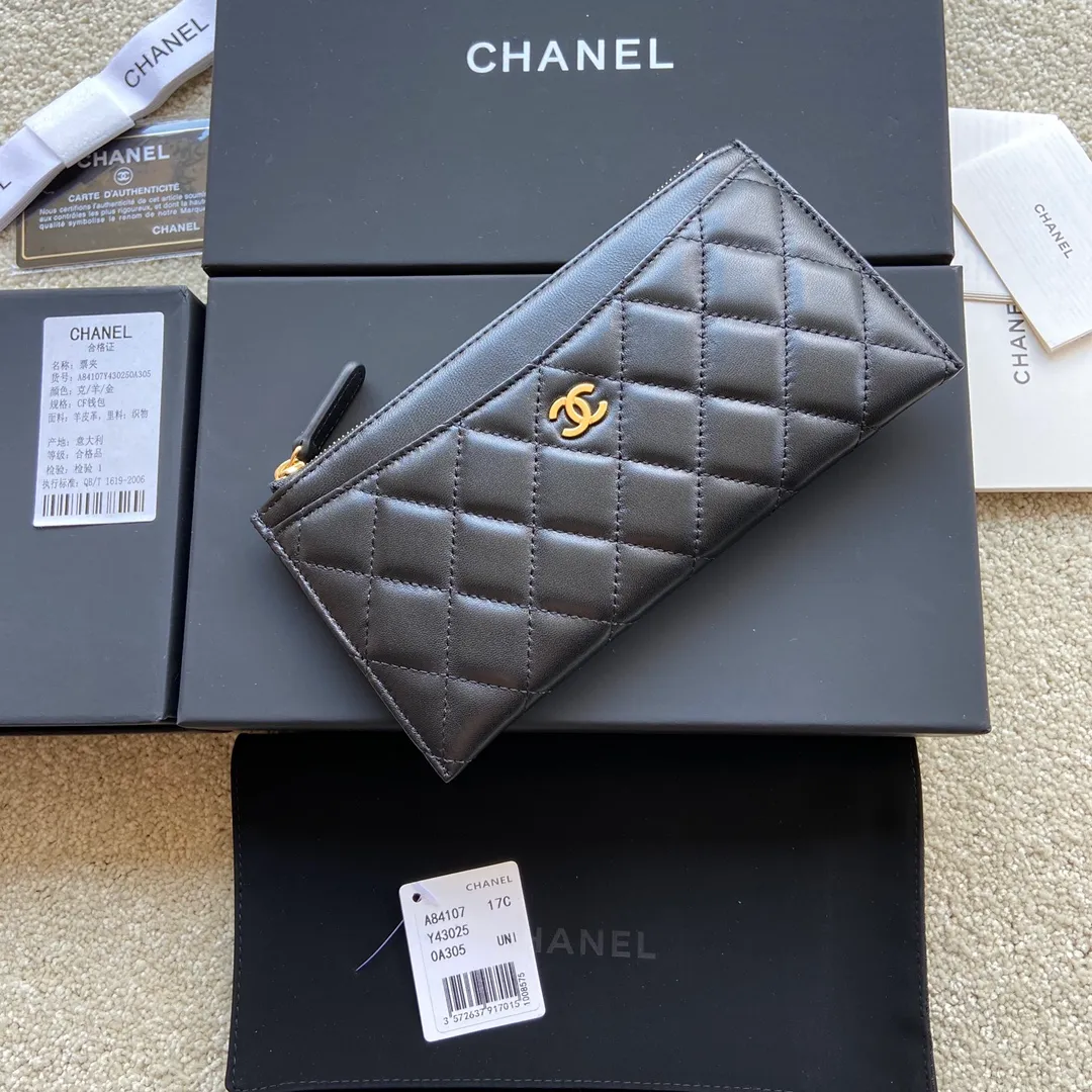 380💰Xiaoxiang imported Italian sheepskin Item number: A84107 Size: w19.5×h10×d2 Color: black sheepskin gold steel mark