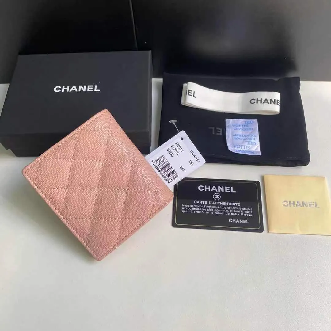 400💰New product❤️❤️❤️Half-fold short wallet has arrived💕This kind of wallet is more practical, has many card slots and long compartments¥Model No. 0315 Size 12x12x3 chips.