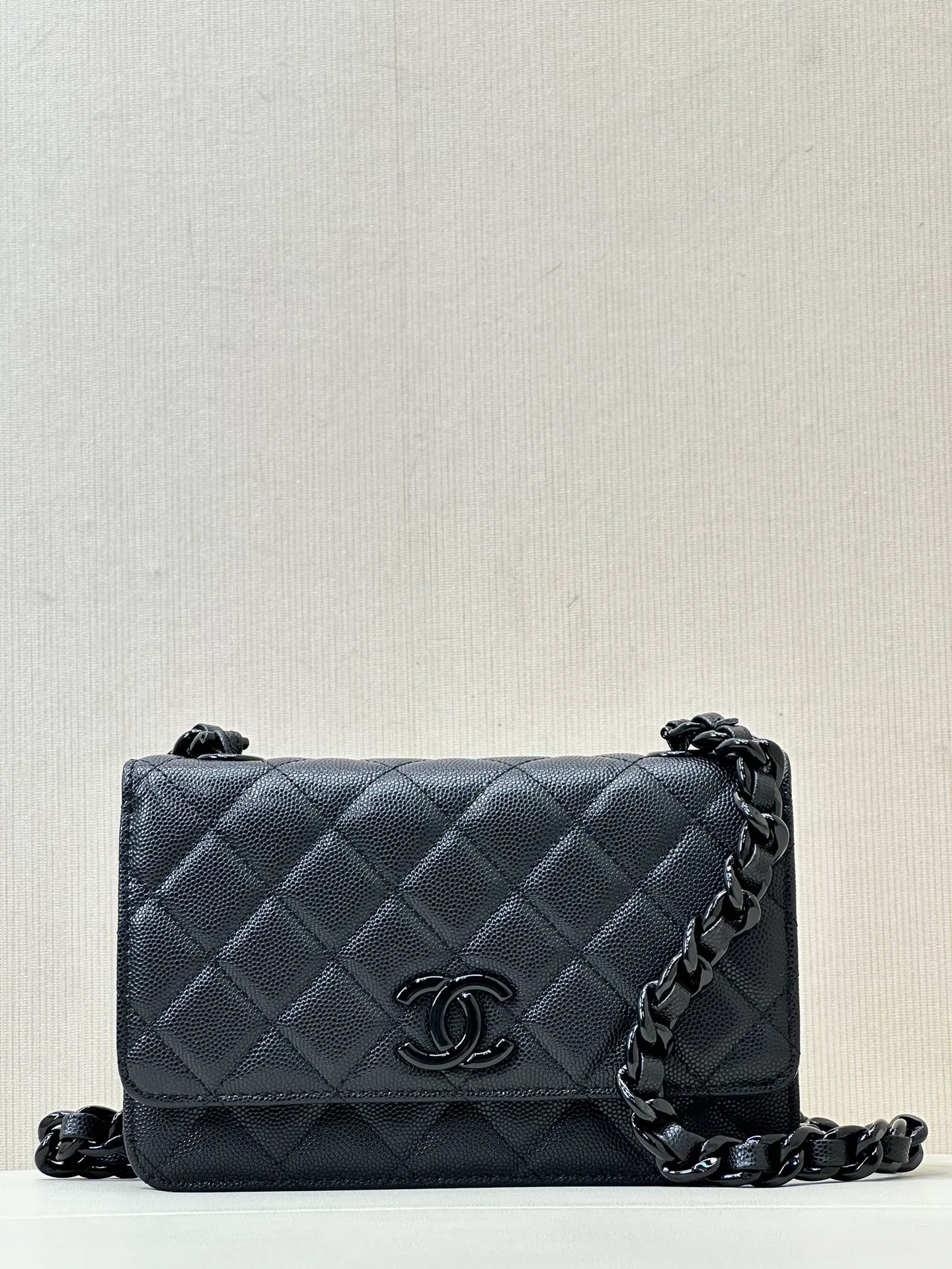 81059 black