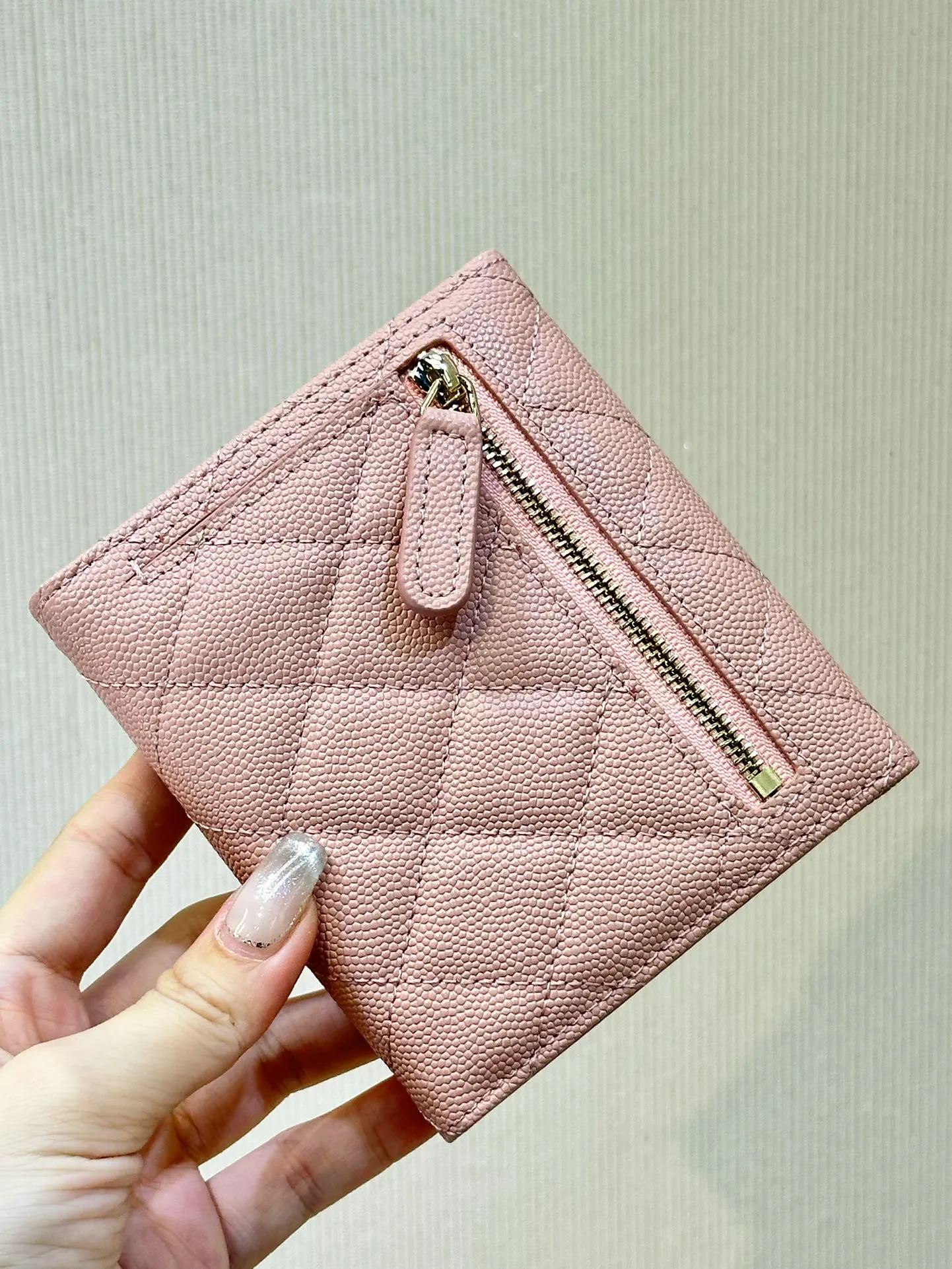 82288 Caviar Pink Gold