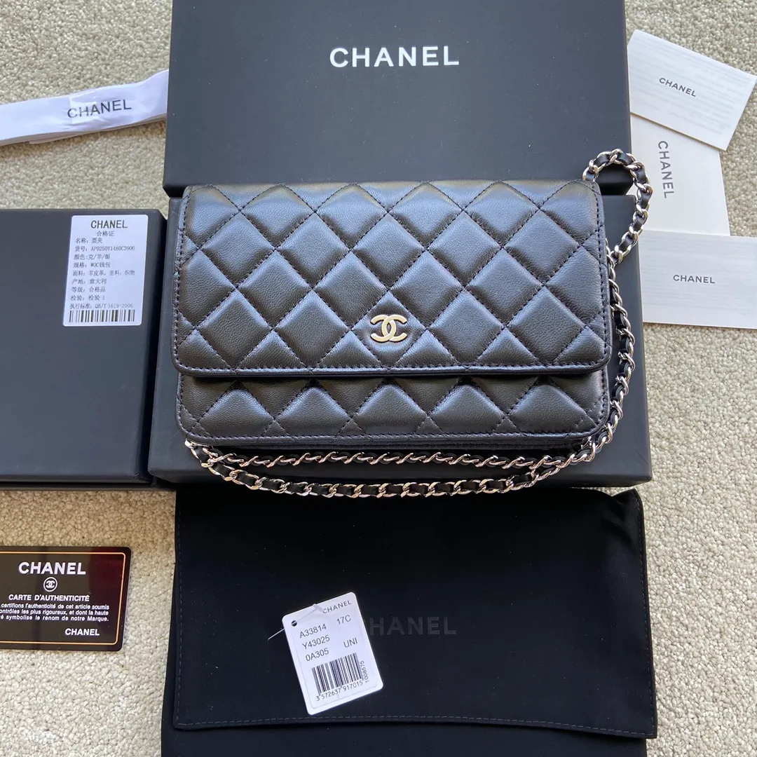 Xiaoxiang imported Italian leather Item number: A33814 Price: 660