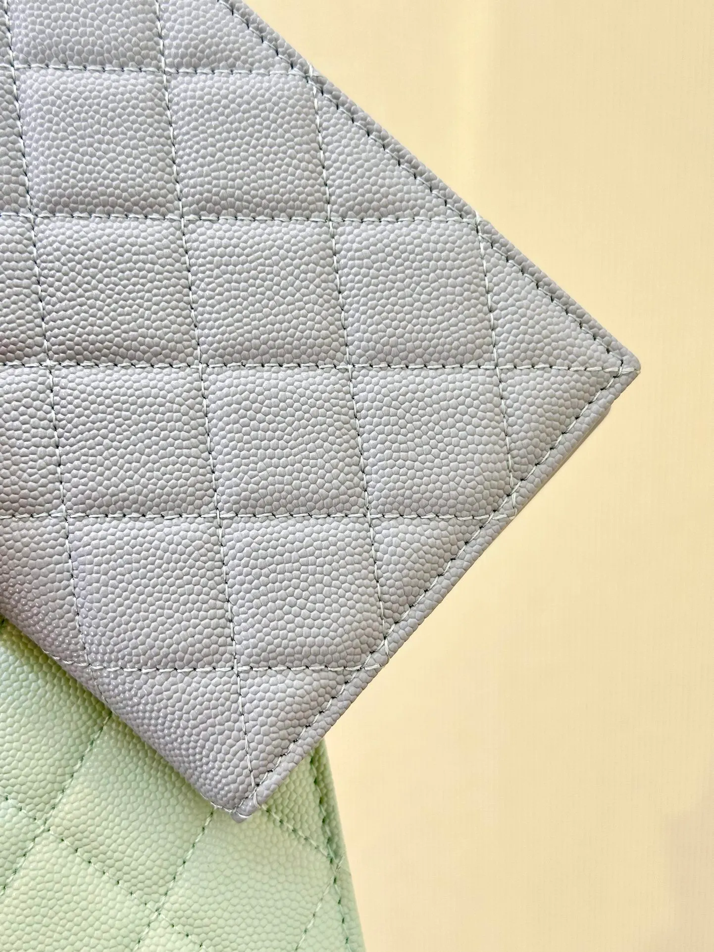 80385 Macaron color! Colors with high brightness make you look young and energetic. Although low-key, it is sophisticated and reveals rich connotations in its calmness and restraint.
