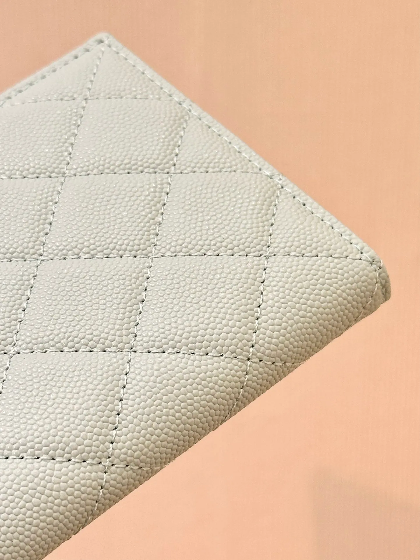 80385 Macaron color! Colors with high brightness make you look young and energetic. Although low-key, it is sophisticated and reveals rich connotations in its calmness and restraint.