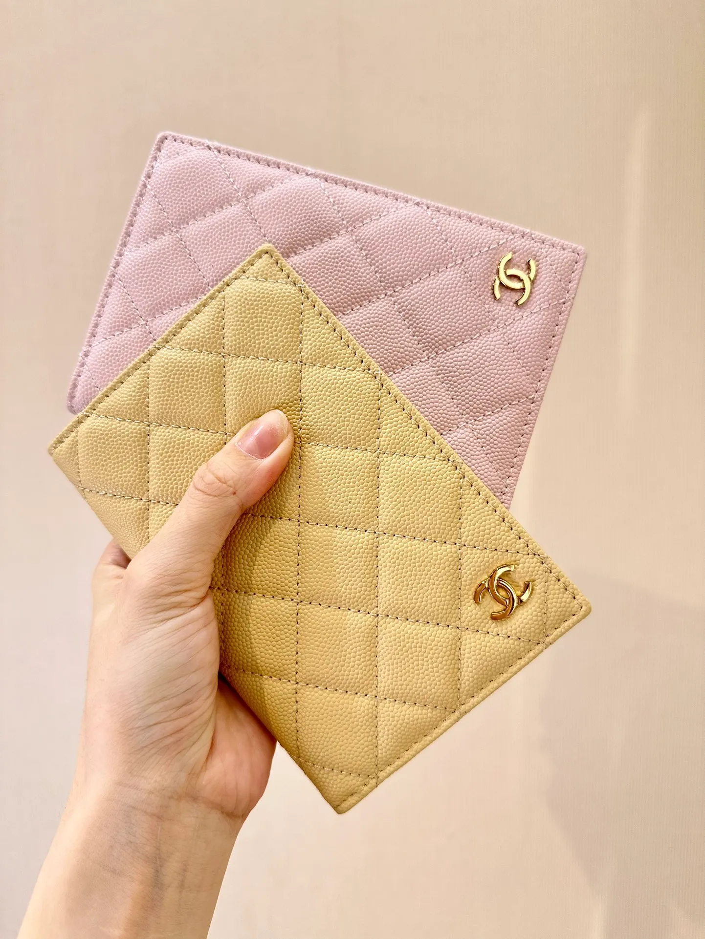 80385 Macaron color! Colors with high brightness make you look young and energetic. Although low-key, it is sophisticated and reveals rich connotations in its calmness and restraint.