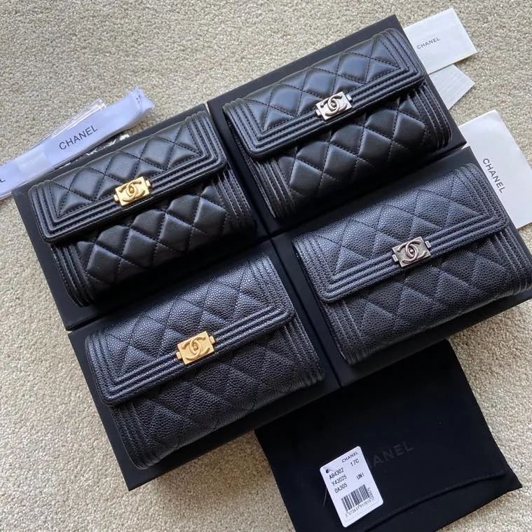 Xiaoxiang imported Italian leather Item number: A84302