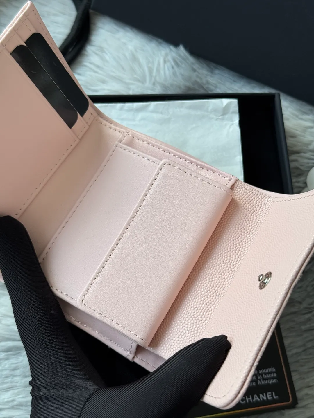 💰480💰 4050 autumn five-pointed star new tri-fold wallet chanel caviar cowhide made with rhombus pattern original quality. Exclusive real shot There is a coin bag inside that can hold hundred-yuan bills, coins and credit cards Number: 4810 Size: 10.5x11.5x3cm.