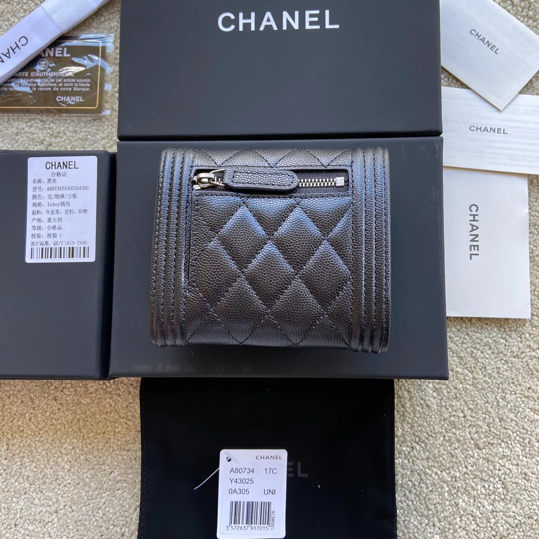 480💰Xiaoxiang imported Italian leather Item number: A80734 Size: W11.5×h10.5×d3cm Color: black fine ball pattern silver hardware