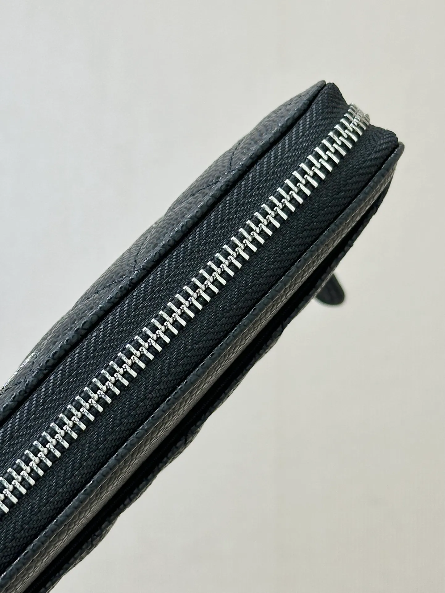 50097 ball pattern/black silver