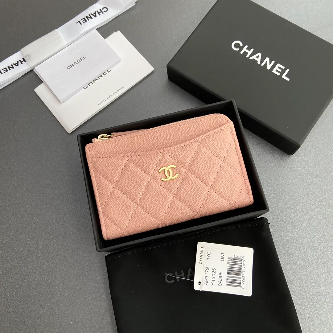 [Special grade hardware original leather] ¥320 Xiaoxiang small zipper bag card holder series Quilted card holder with iconic metal logo Gold tone metal hardware, special Italian imported leather 6 card slots, 1 small zipper bag No.: 3179 Pink ball gold Size: w13×h9×2cm
