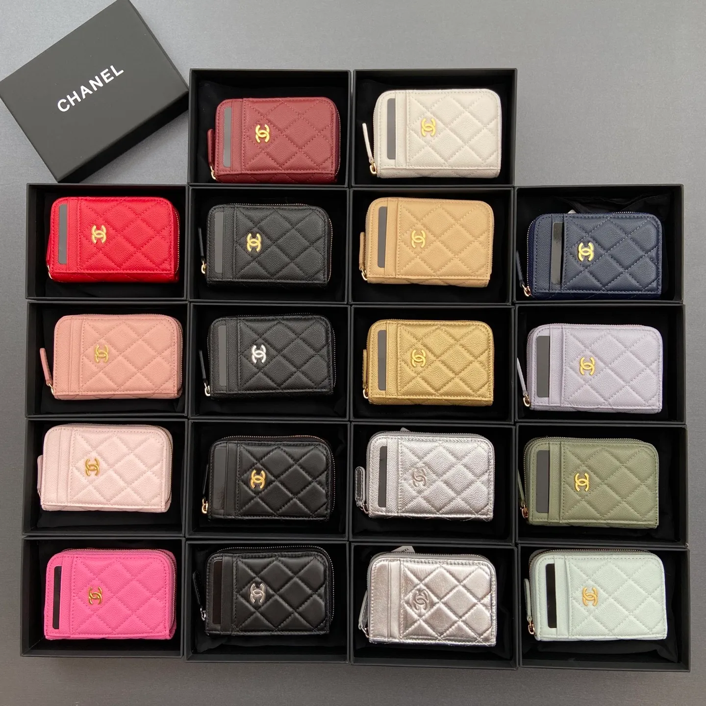 [Special grade hardware original leather] ¥280 Xiaoxiang small zipper bag card holder series with iconic metal logo, gold tone metal hardware, special Italian imported leather 2 card slots wallet bag, 4 card slots No.: 1650 Size: w11×h7.5×2cm