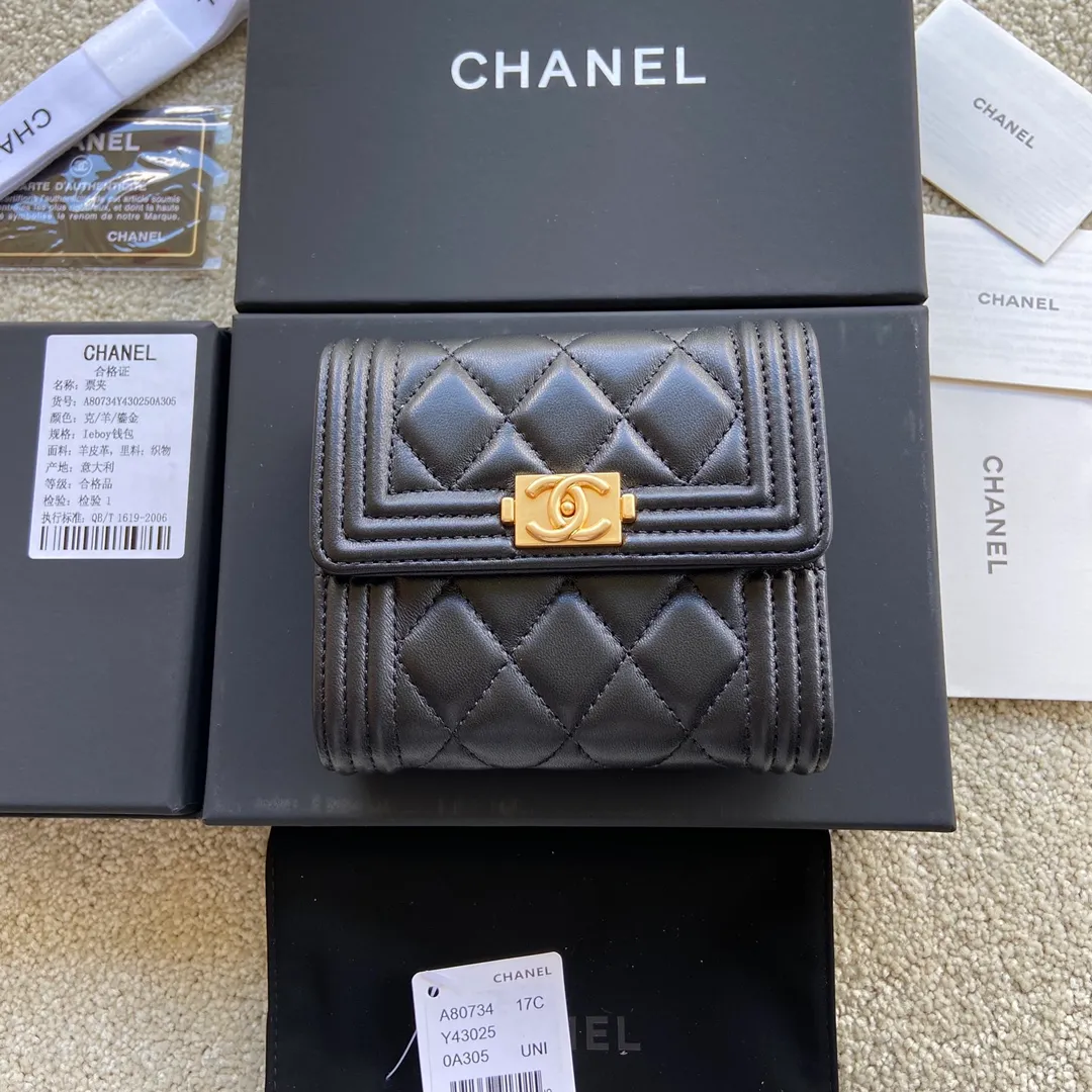 480💰Xiaoxiang imported Italian leather Item number: A80734 Size: W11.5×h10.5×d3cm Color: black sheepskin gold hardware
