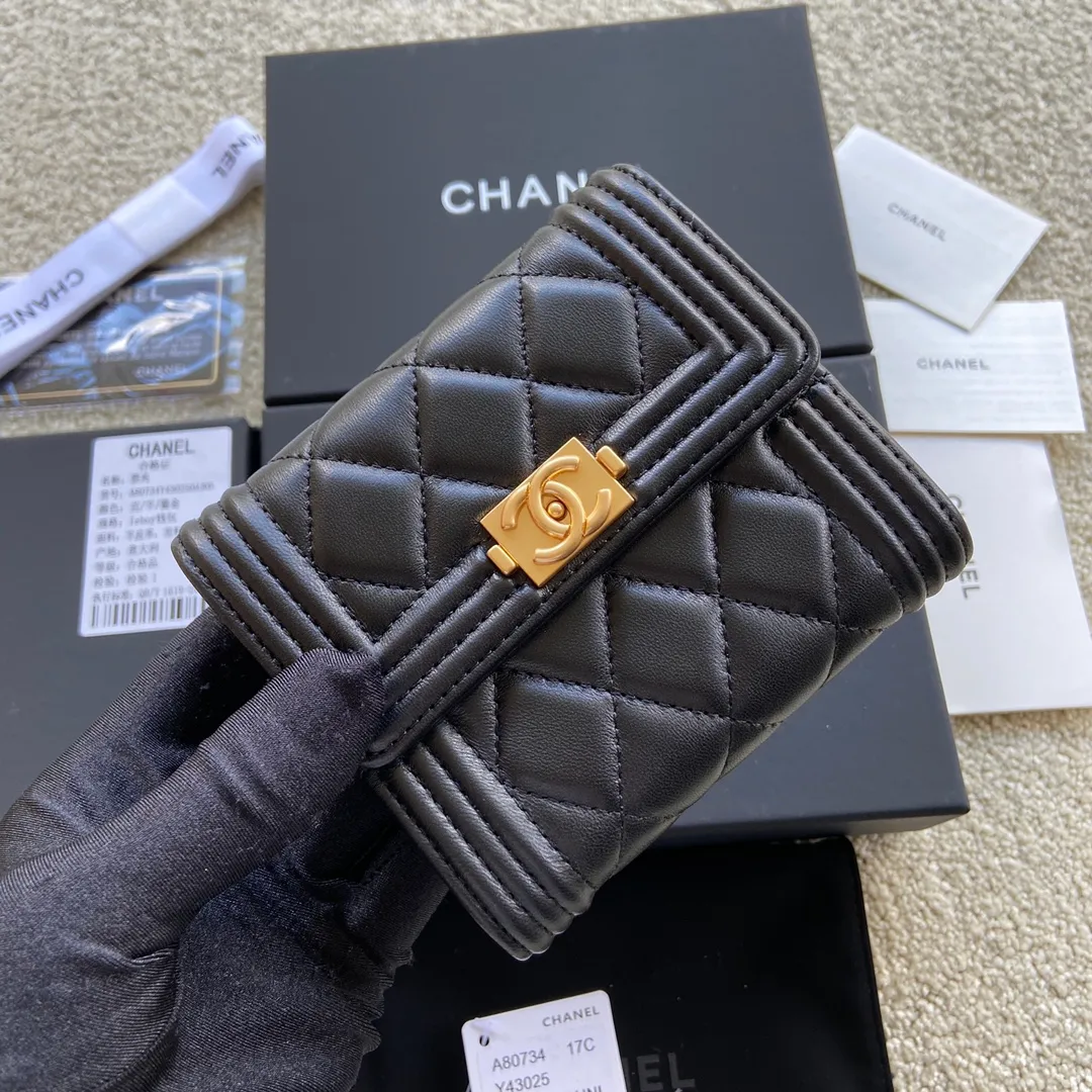 480💰Xiaoxiang imported Italian leather Item number: A80734 Size: W11.5×h10.5×d3cm Color: black sheepskin gold hardware