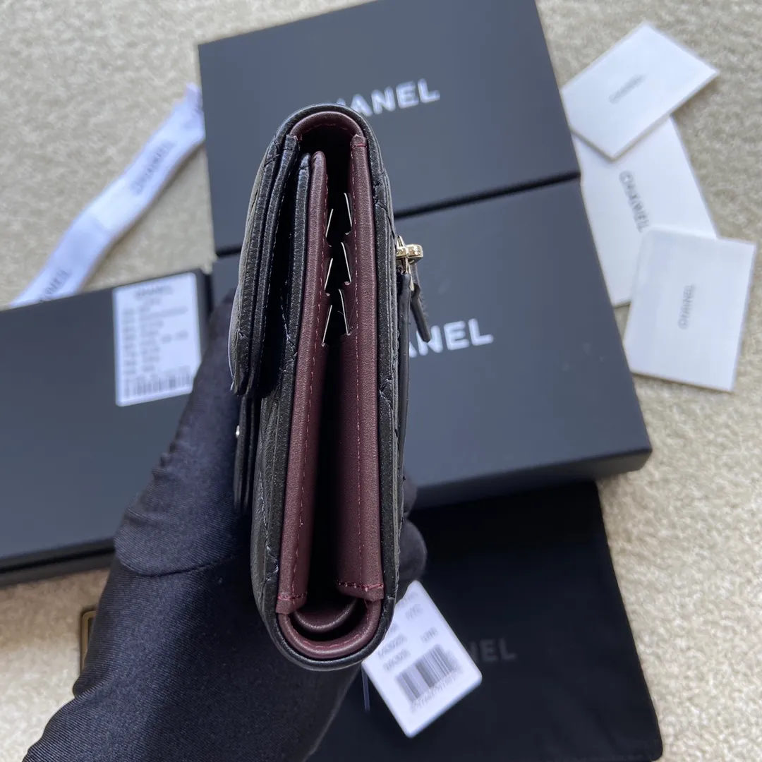 440💰Xiaoxiang imported Italian lambskin Item number: A82288 Size: w10.5×h11.5×d3cm Color: black lambskin silver steel mark