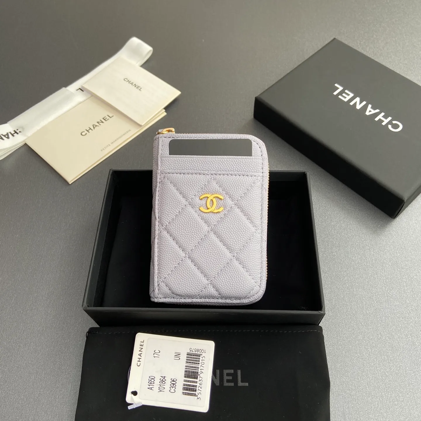 [Special grade hardware original leather] ¥280 Xiaoxiang small zipper bag card holder series with iconic metal logo, gold tone metal hardware, special Italian imported leather 2 card slots wallet bag, 4 card slots Number: 1650 Light purple fine ball pattern light gold steel mark Size: w11×h7.5×2cm
