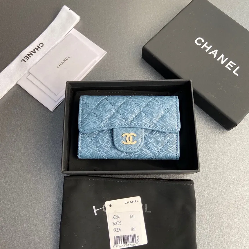 Xiaoxiang imported Italian leather 260💰 Item number: AP428