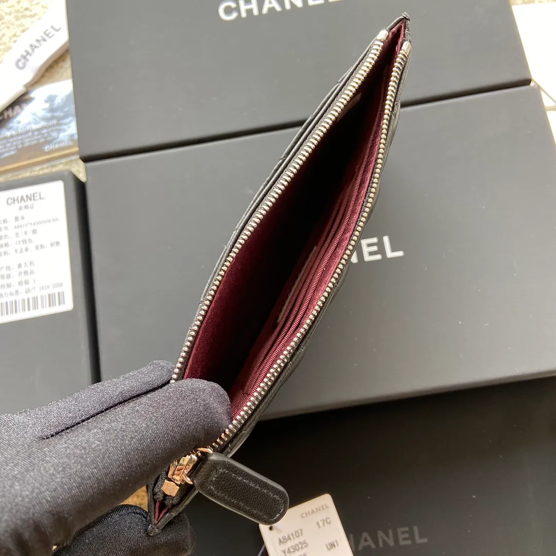 380💰Xiaoxiang imported Italian sheepskin Item number: A84107 Size: w19.5×h10×d2 Color: black sheepskin silver steel mark