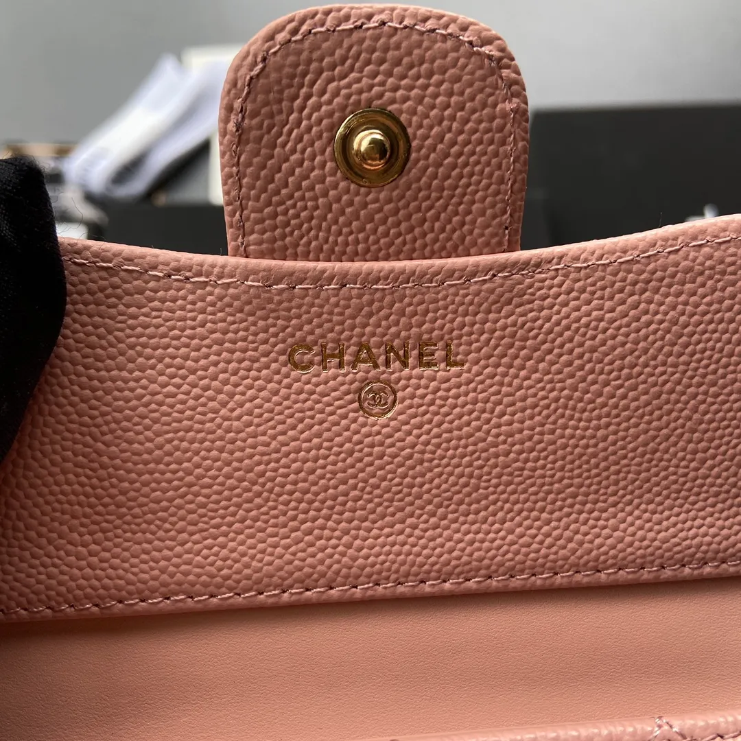 440💰Xiaoxiang imported Italian fine grain calfskin Item number: A82288 Size: w10.5×h11.5×d3cm Color: pink fine ball pattern silver steel mark