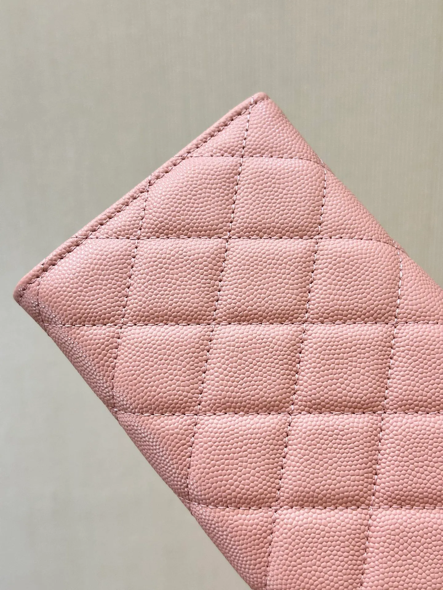 80758 ball pattern/gold buckle/pink