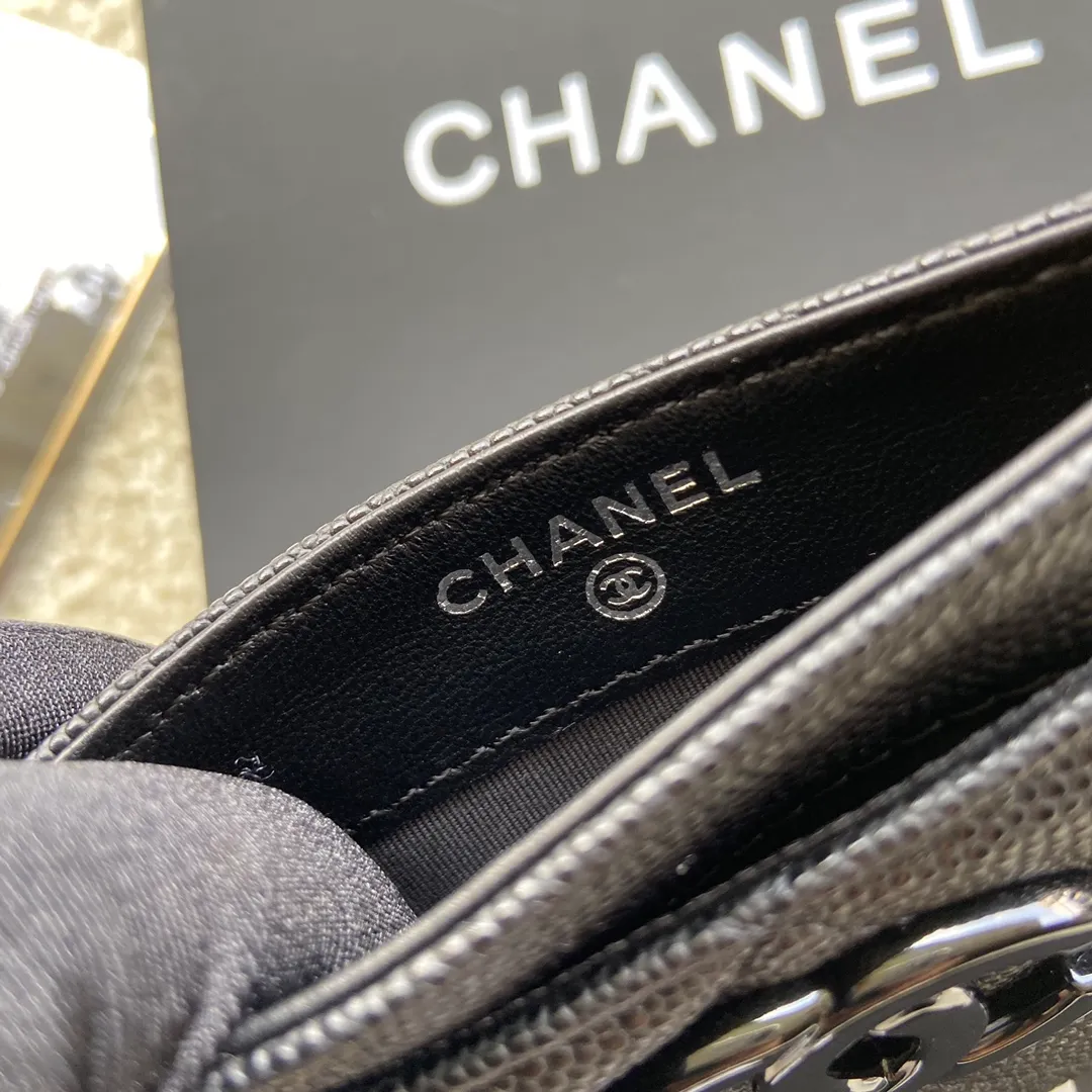 240💰Xiaoxiang imported Italian grained calfskin Item number: AP3934 Size: w11×7.5cm Color: black ball pattern black mark Usage: card holder