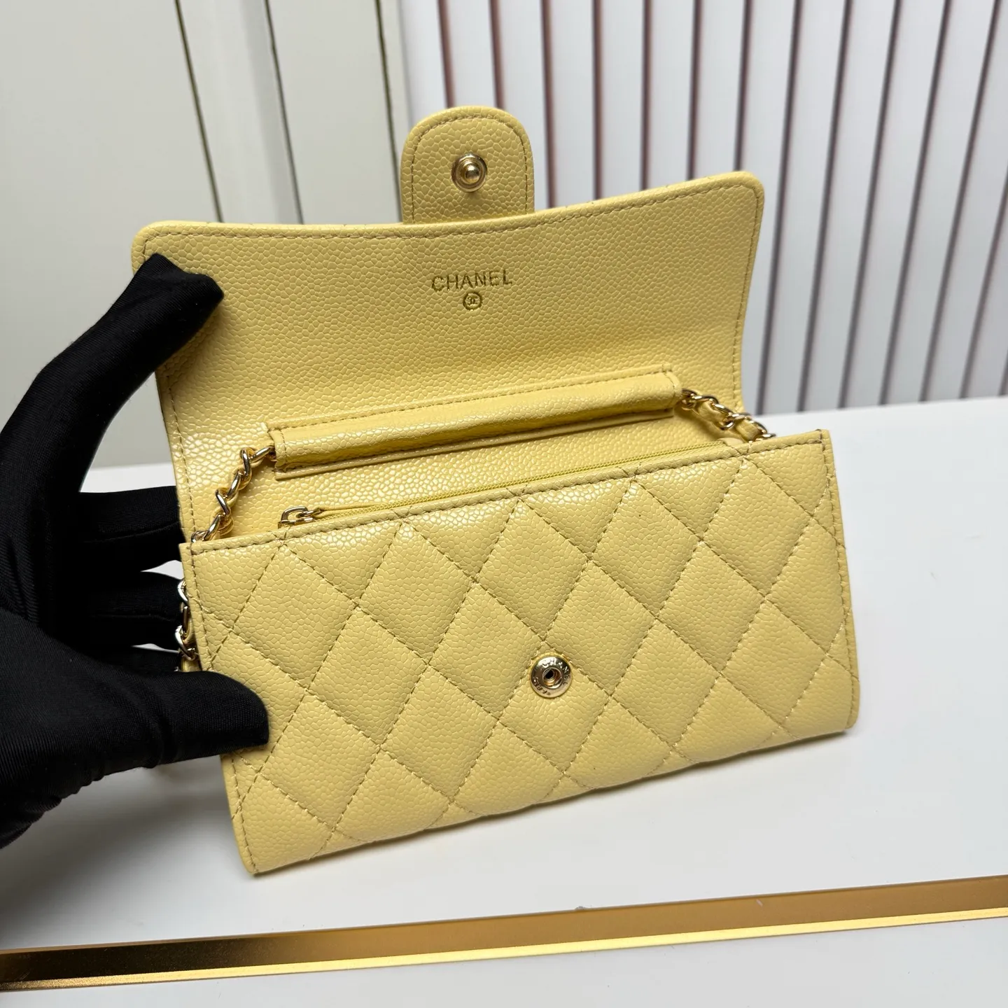 All Categories Chanel Wallet (Chanel) Chanel A50076-2