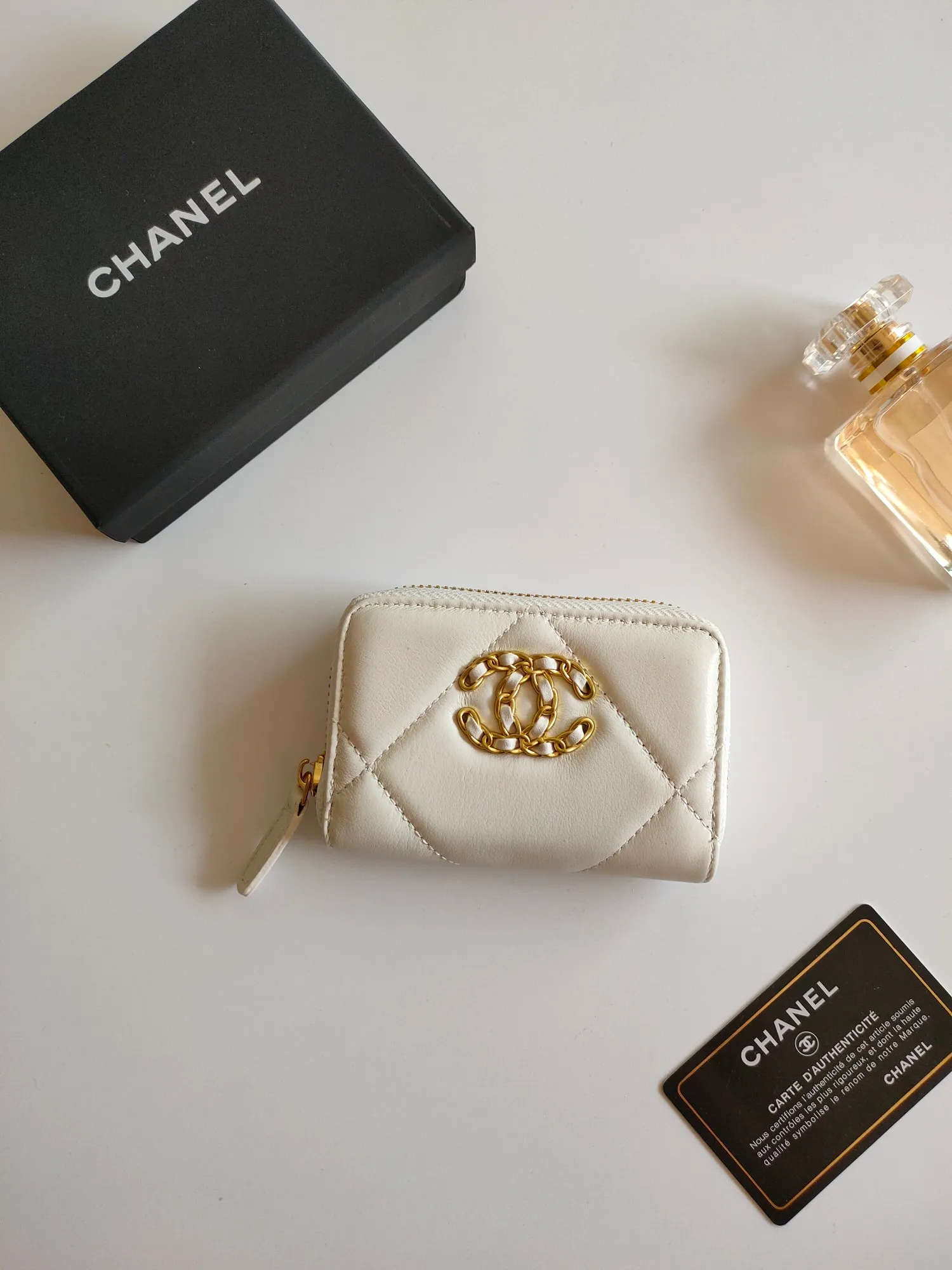 All Categories Chanel Wallet (Chanel) Chanel P985