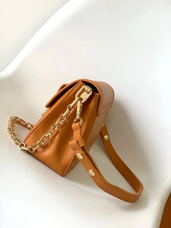 All Categories Chanel Women's Bags (Chanel) Chanel M25048