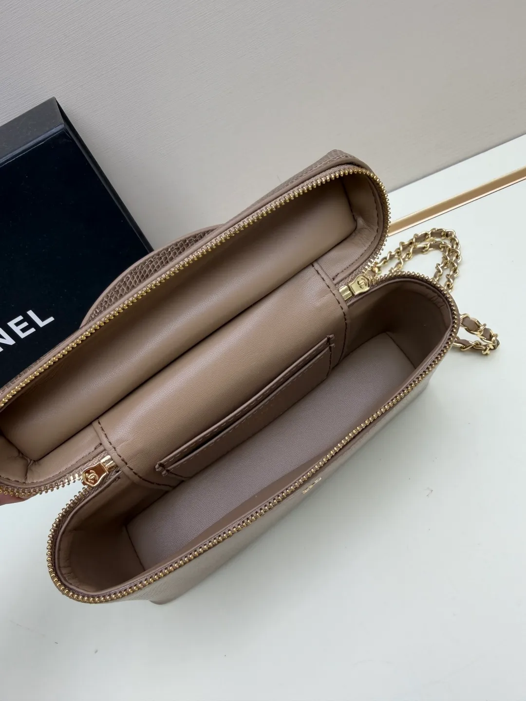 All Categories Chanel Women's Bags (Chanel) Chanel LL17098
