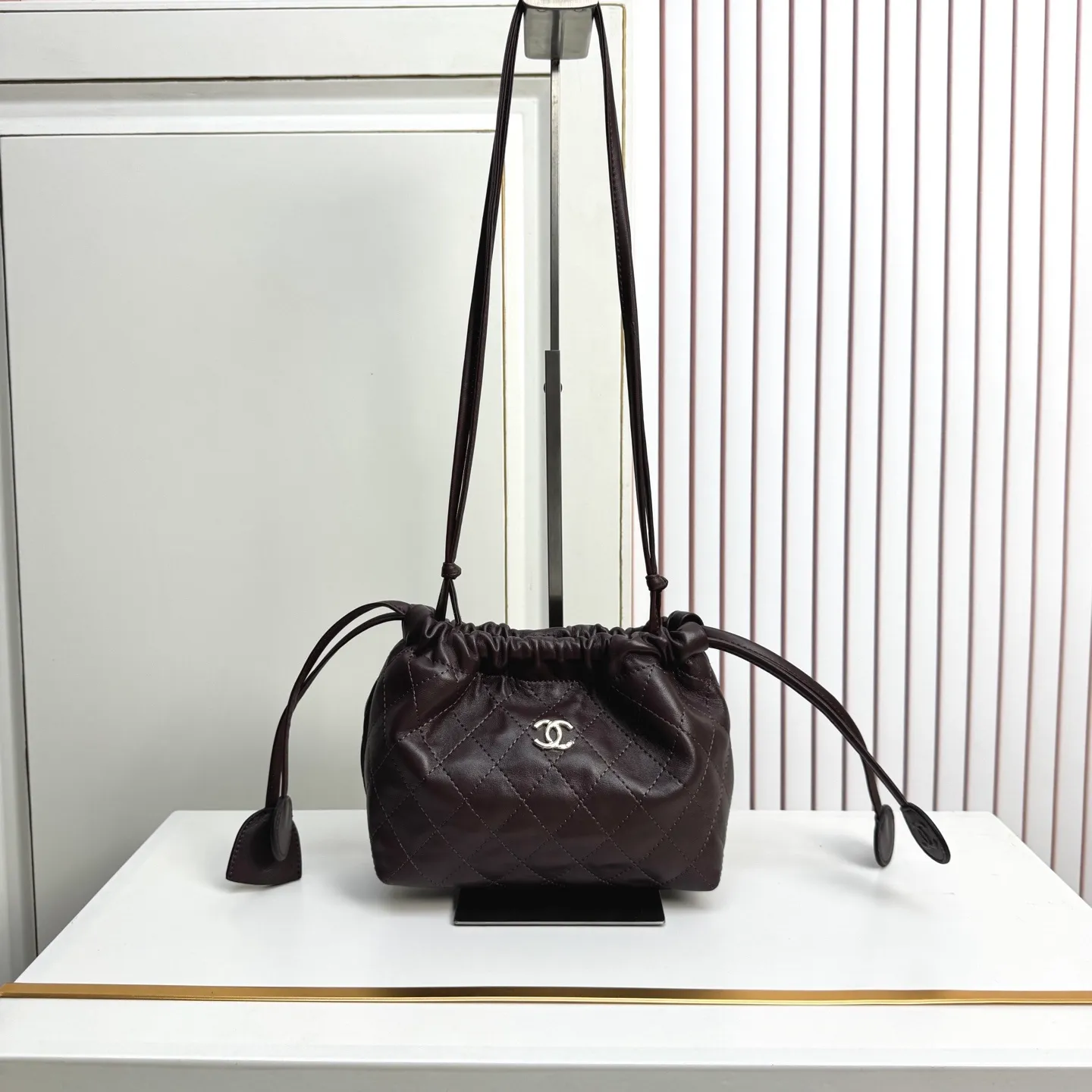 All Categories Official Website "Brand Women's Bags" Women's Bags 💙 Chanel 2026 Official Website CHANEL Diamond Drawstring Bucket Bag