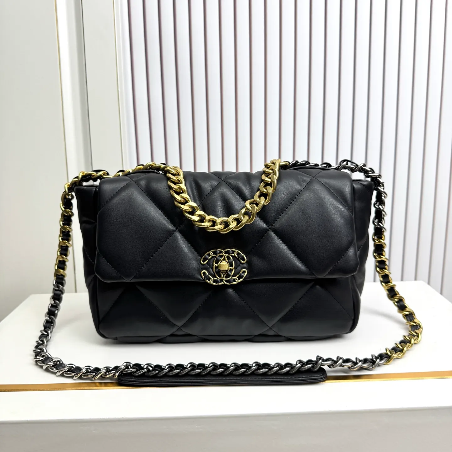 All Categories Chanel Women's Bag 2 (Chanel) Chanel 6303 Large